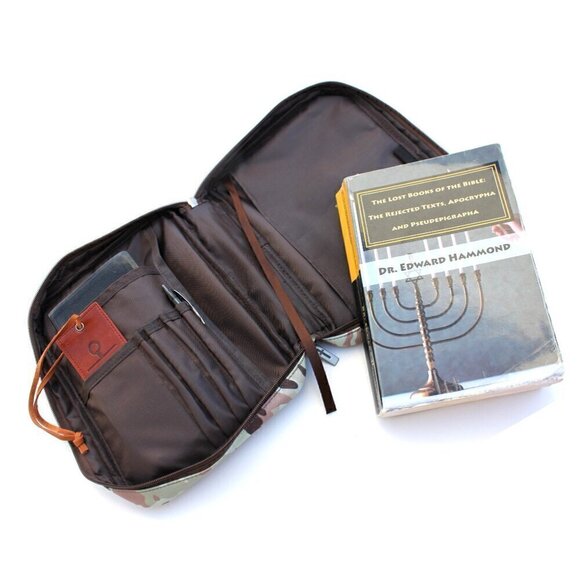 At A Glance Medium Day Planner Organizer/Zipped Case - Bag Only main image 6